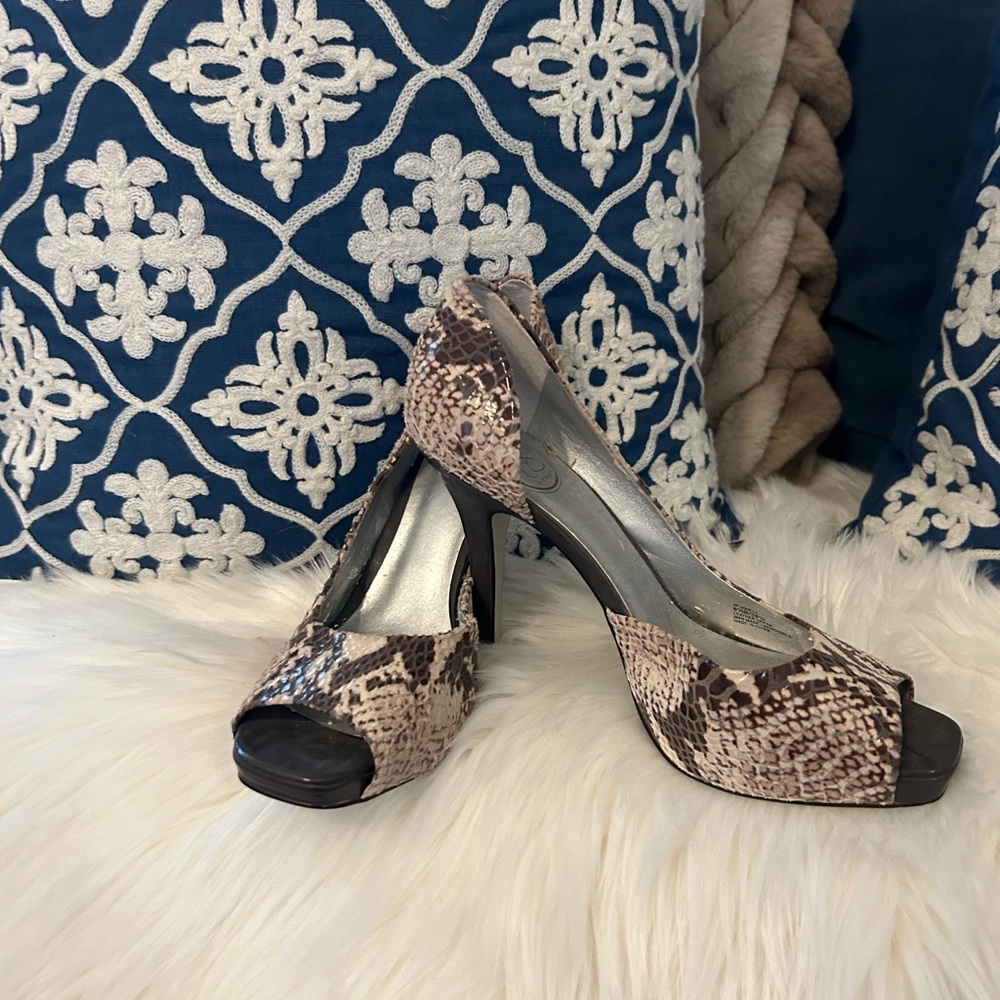 Peep Toe Jessica Simpson Snakeskin Heels